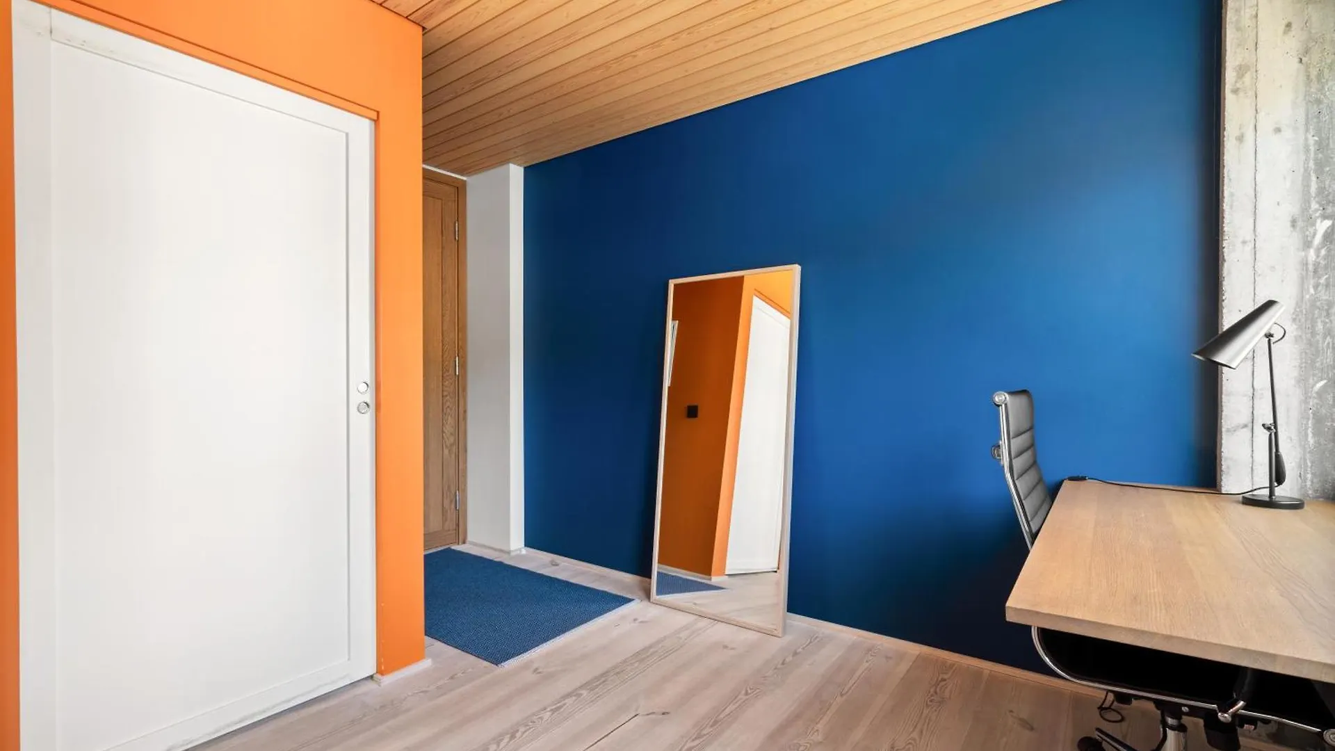 Unique Gem Overlooking The World Famous Bryggen Bergen Apartamento