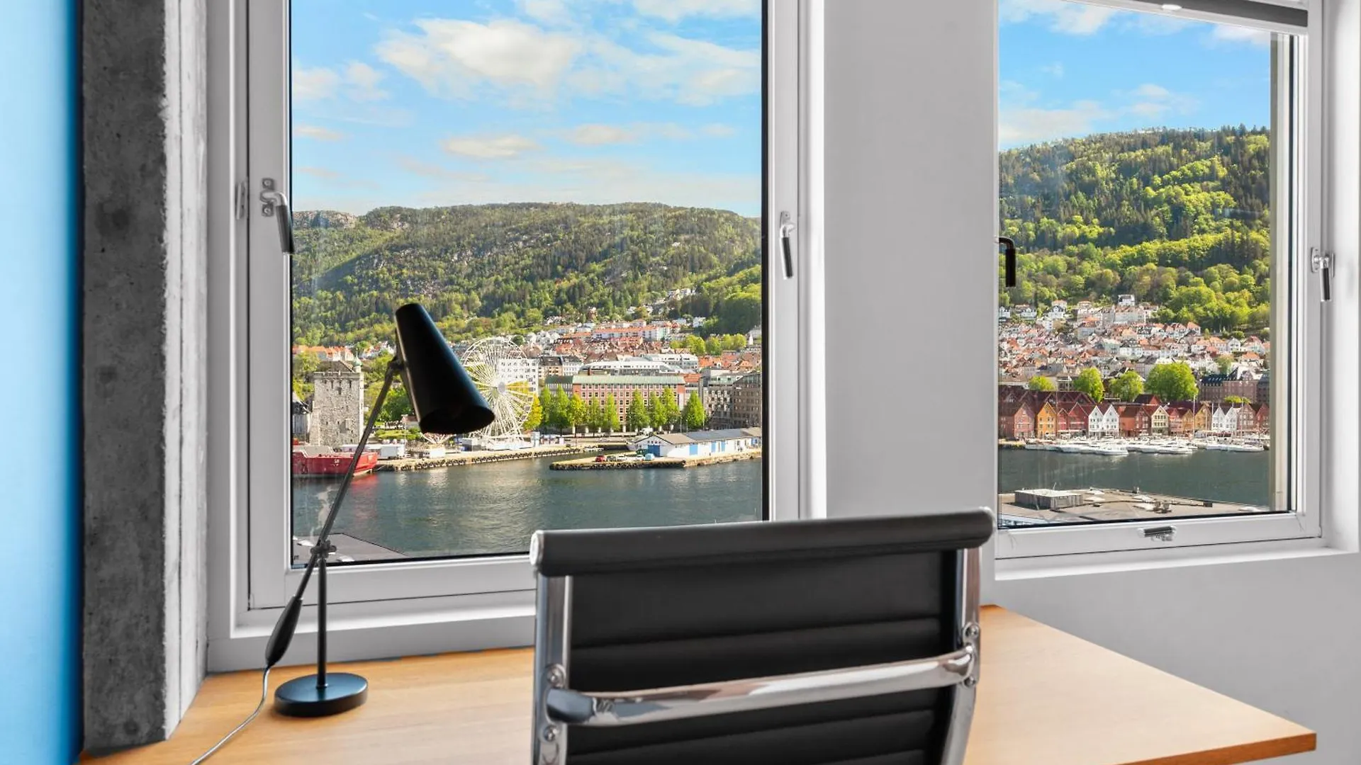Unique Gem Overlooking The World Famous Bryggen Bergen 0*,